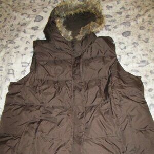 Women's Old Navy Brown Parka Vest with Damage Size XXL​​​​​​​​​